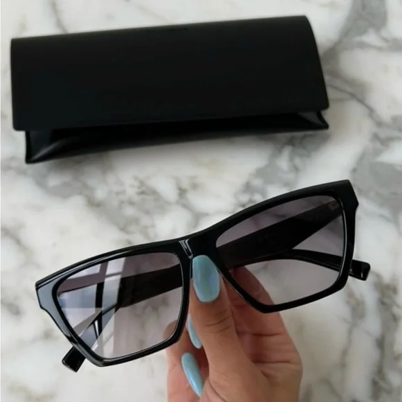 Saint Laurent NEW, SL M103